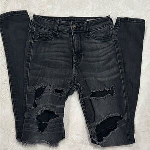 Hollister Distressed Super Skinny High Rise